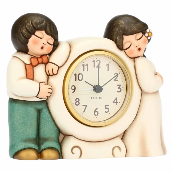 Orologio da tavolo con sposini in ceramica - immagine 2